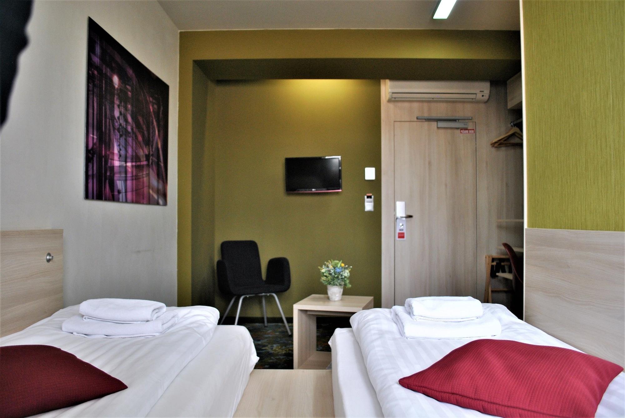 Kongres Hotel Roca Кошице Экстерьер фото