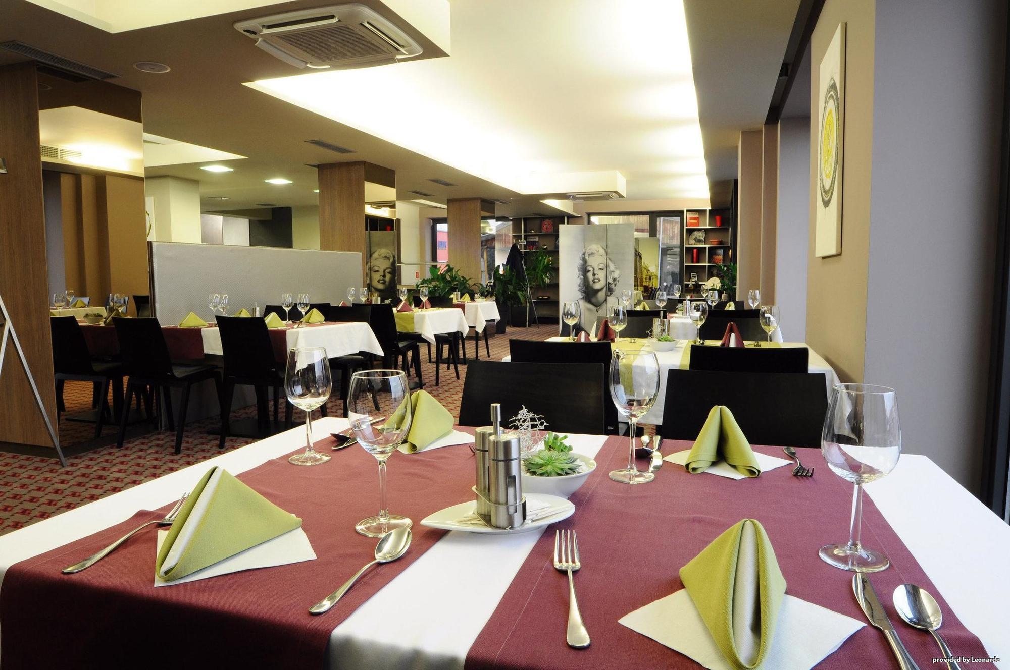Kongres Hotel Roca Кошице Экстерьер фото