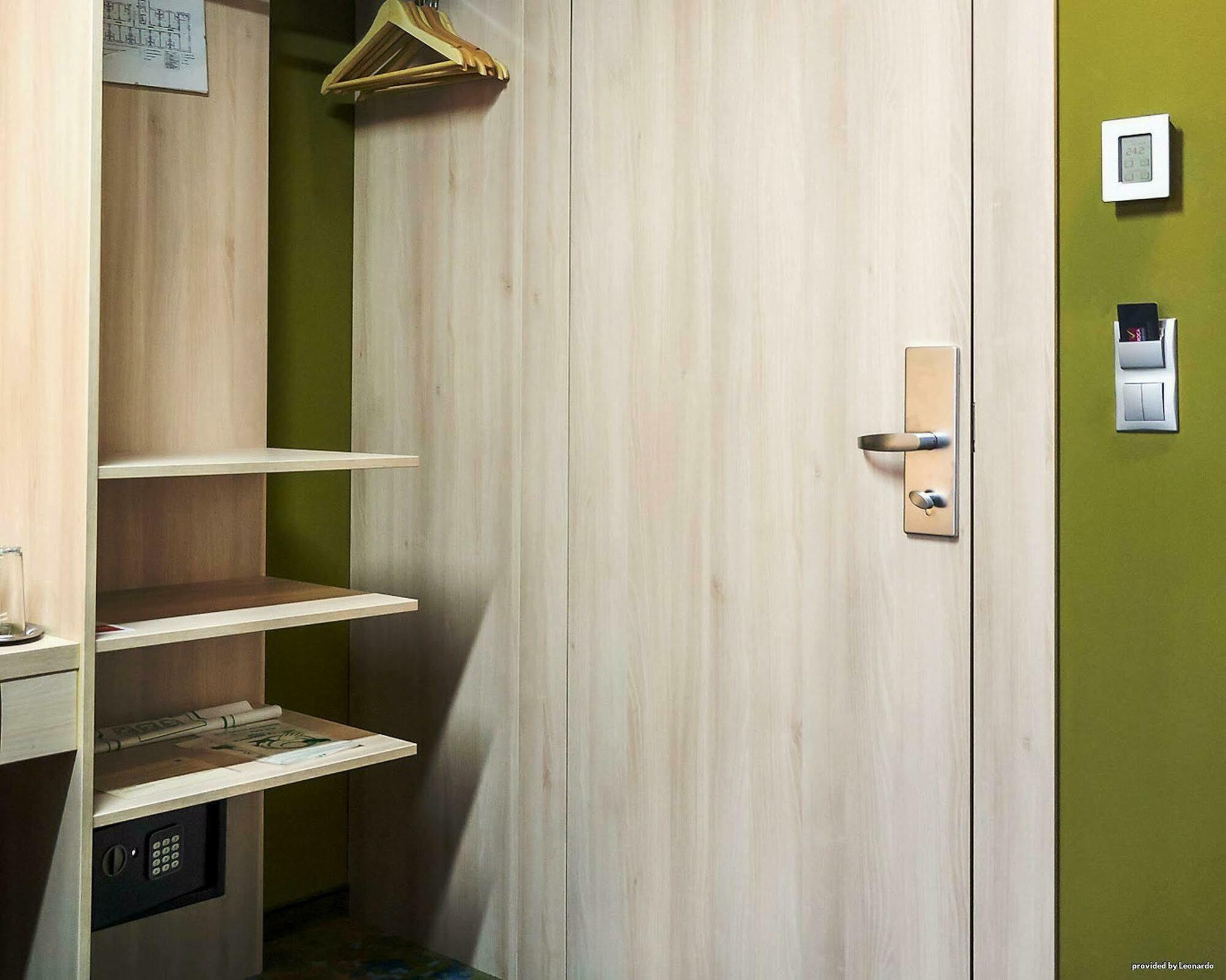 Kongres Hotel Roca Кошице Экстерьер фото